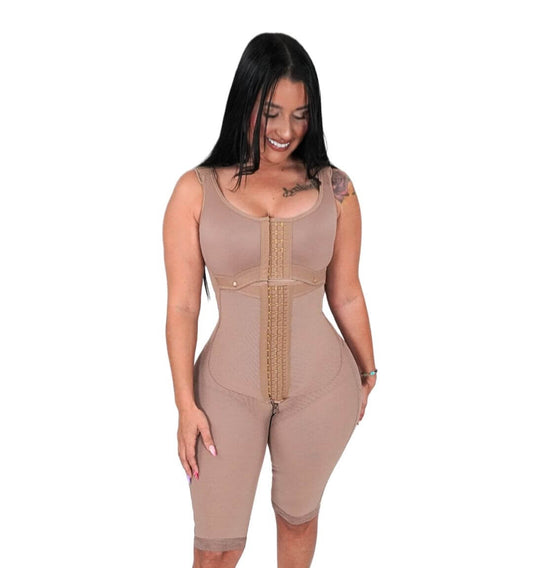 Faja Aleana 7008 Post Operatoria 2da Etapa con brasier incluido 4 tallas más grande en los glúteos con abertura