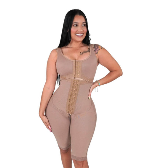 Faja Krisaliz 7007 Post Operatoria 2da Etapa con brasier 4 tallas más grande en los glúteos con zipper