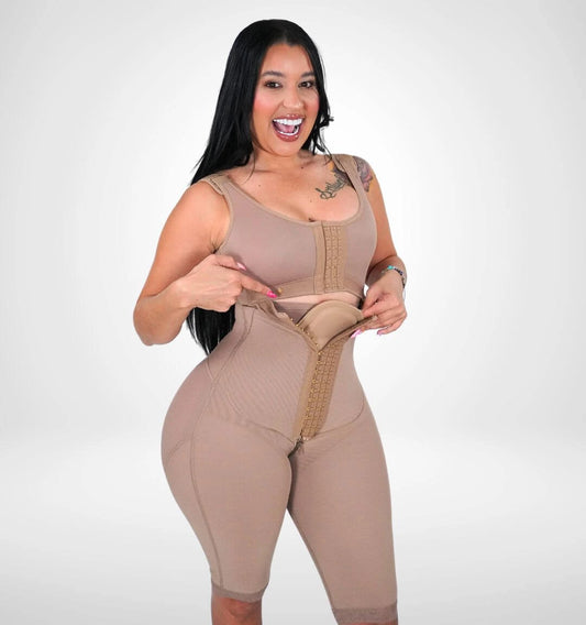 Faja Krisaliz 7007 Post Operatoria 2da Etapa con brasier 4 tallas más grande en los glúteos con zipper