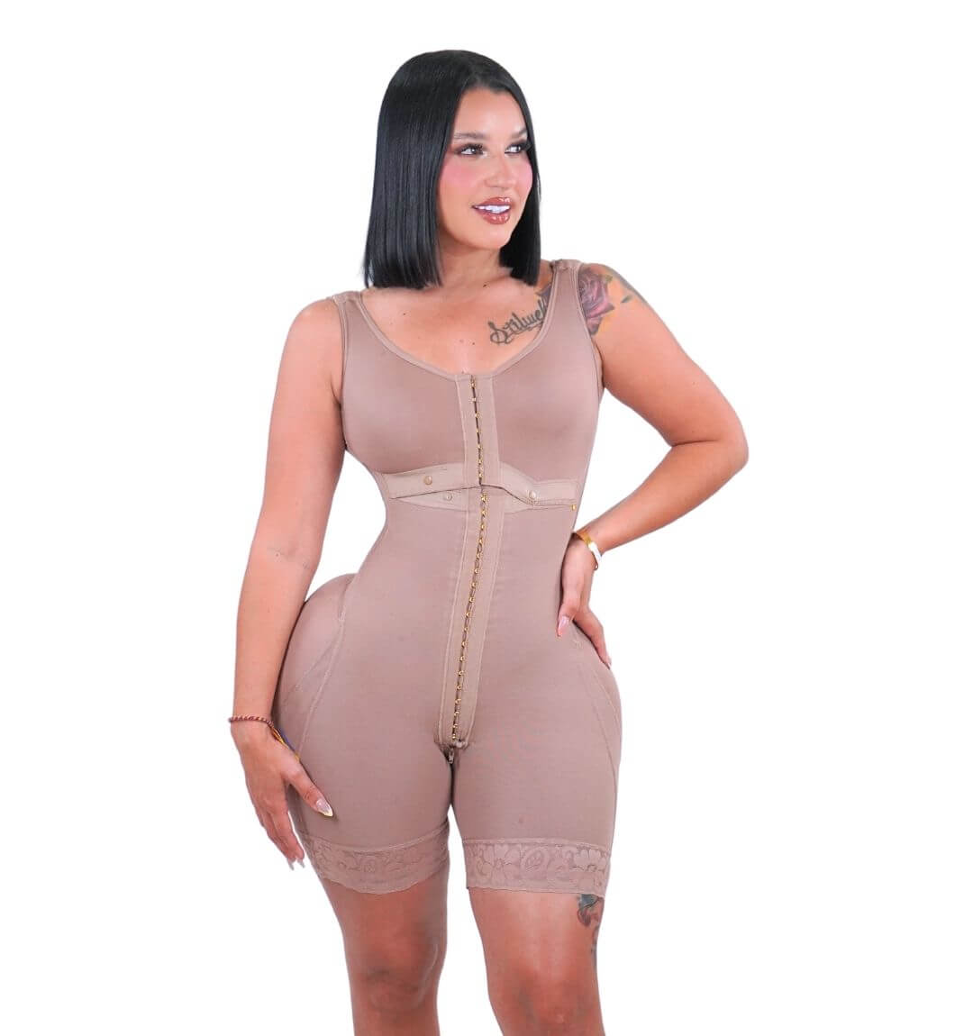 Faja Latina 7030 Mediana Compresión 2 Varillas y con Zipper