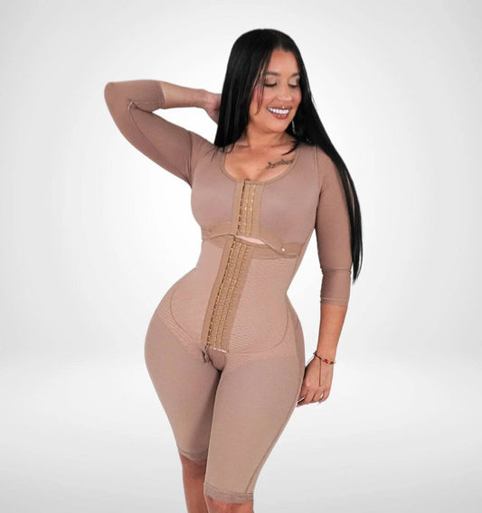 Faja Nashita 7009 Post Operatoria 2da Etapa con mangas 4 tallas más grande en los glúteos con abertura