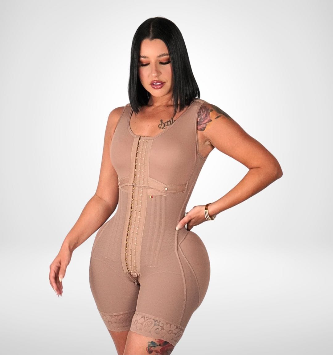 Faja Reloj de Arena 7034 Tela Terapéutica 4 tallas más grande en los glúteos 15 Varillas y con Zipper