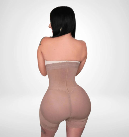 Faja Strapless Jany 7014 Post Operatoria 3ra Etapa 2 tallas más grande en los glúteos con zipper en la zona íntima y realce de glúteos
