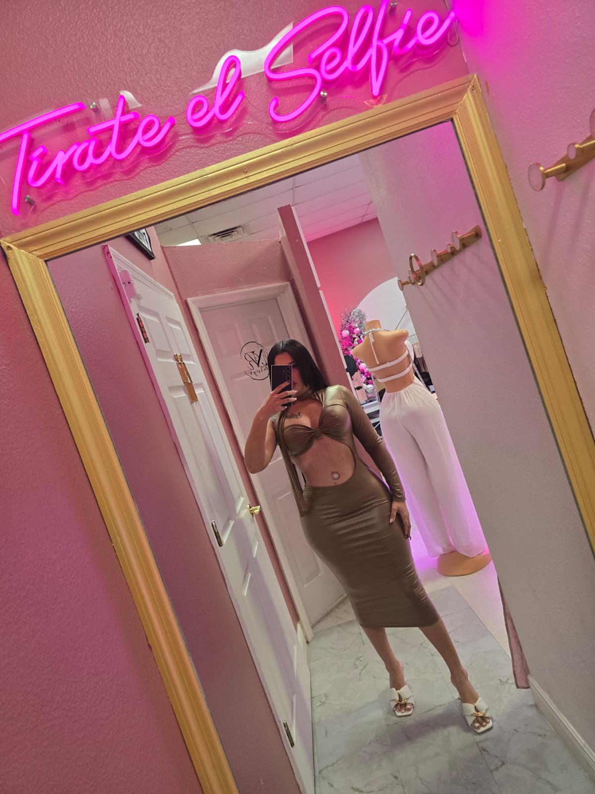 Traje de cuero brown