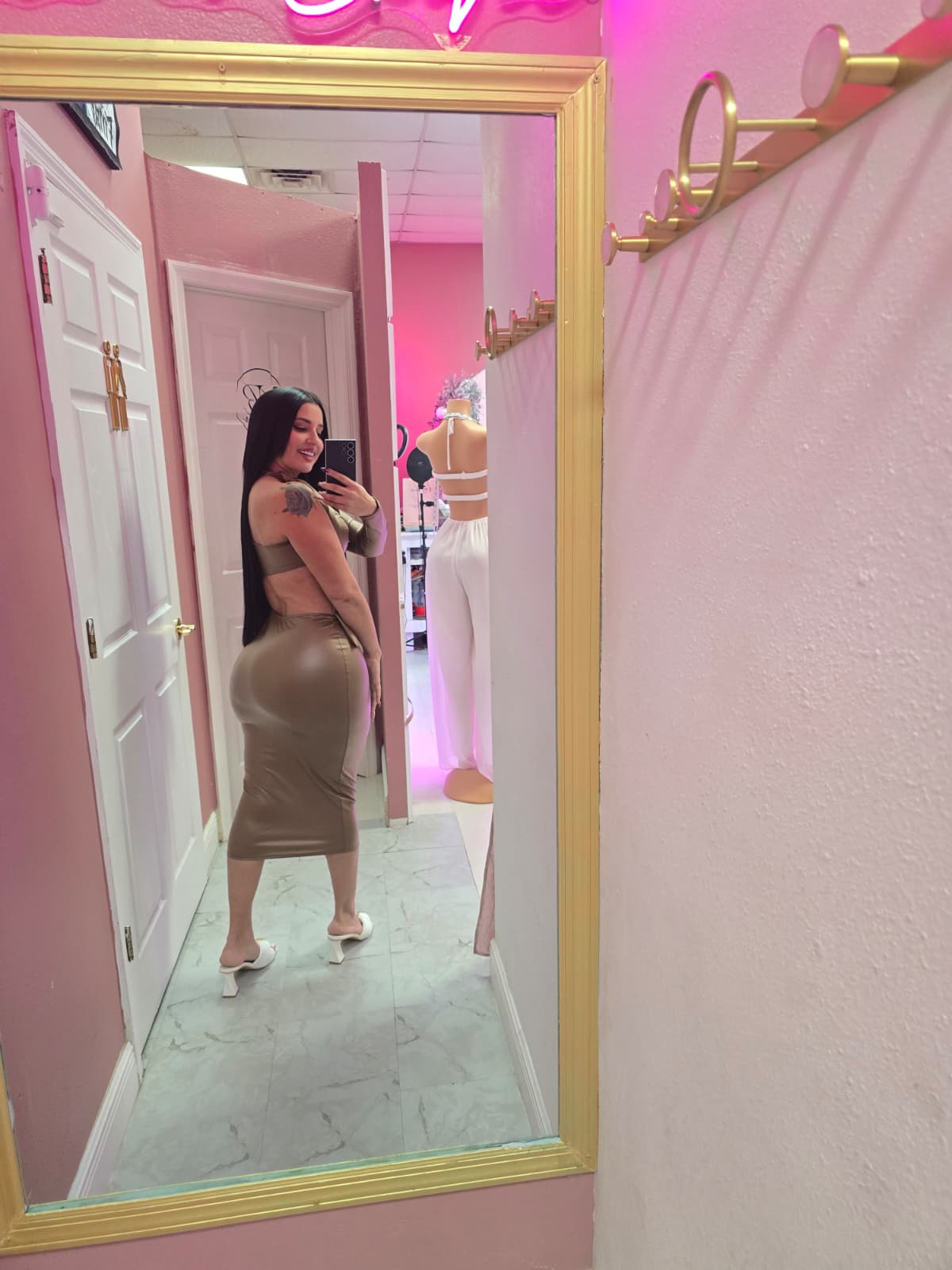 Traje de cuero brown