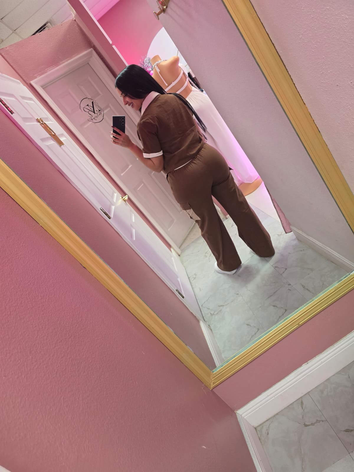 Set brown